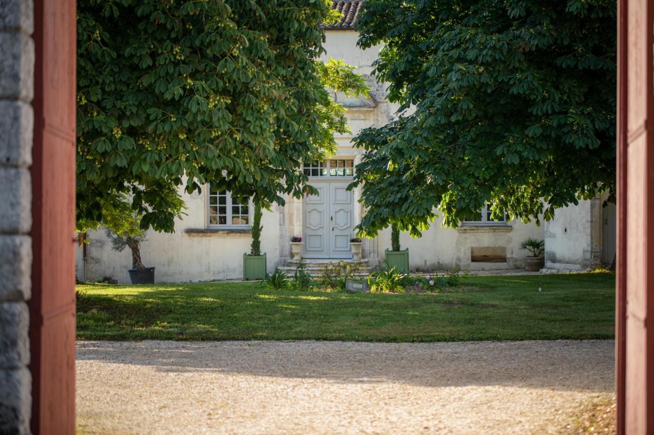 Chateau De Feusse Saint-Just-Luzac Exterior foto